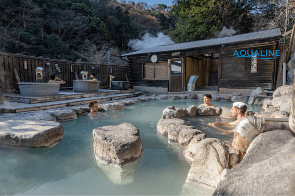 thi công bồn tắm onsen ngoài trời 